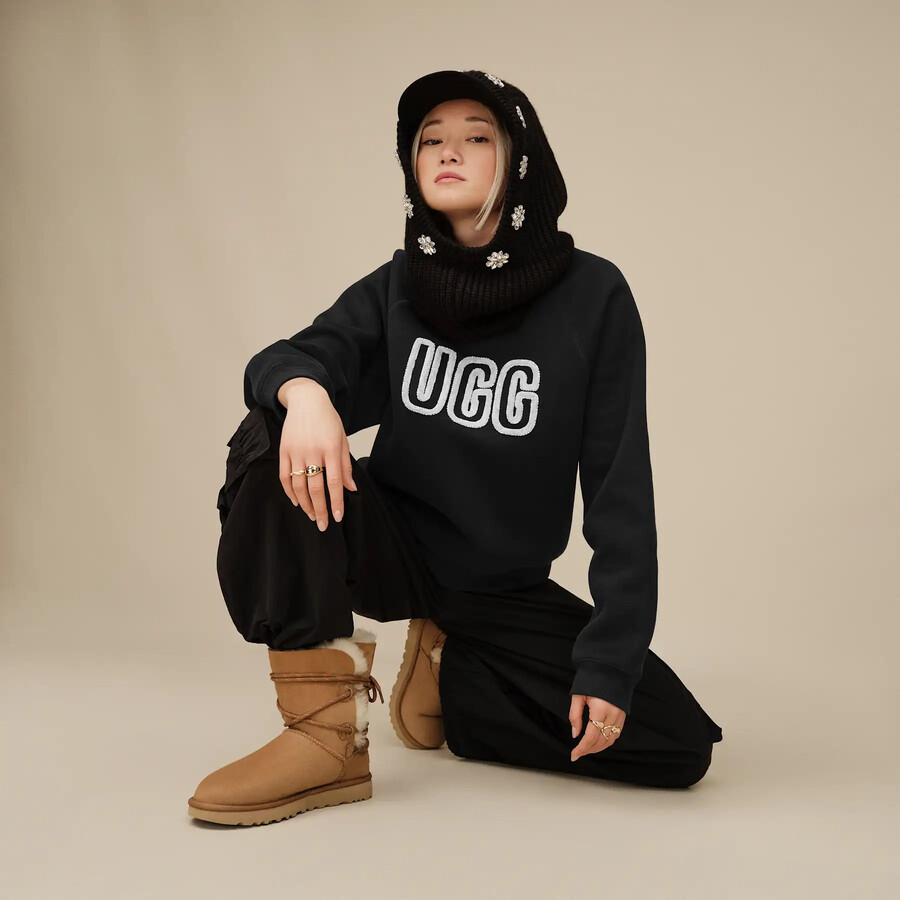 uggロゴクルーネック